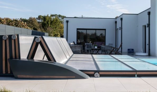 Privat: 🚫 La couverture de piscine électrique : le confort et la sécurité