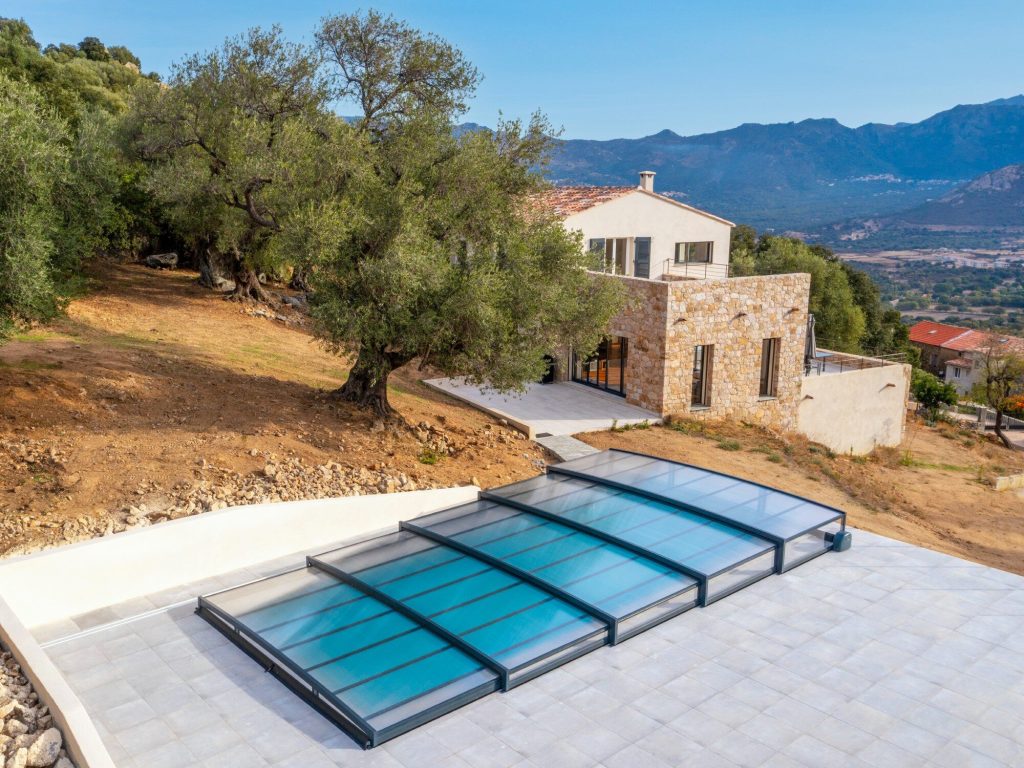 abri de piscine bas télescopique