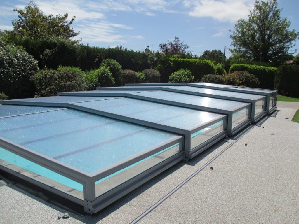 dôme mi-haut pour piscine télescopique