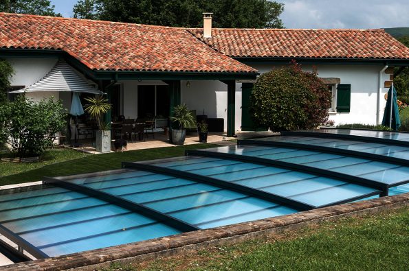 Warum soll ich meinen Pool abdecken?